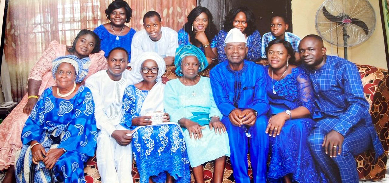 Mummy with her family